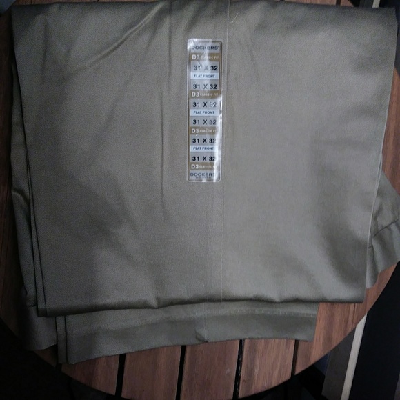 Dockers Classic Fit Mens Pant New - Picture 3 of 4